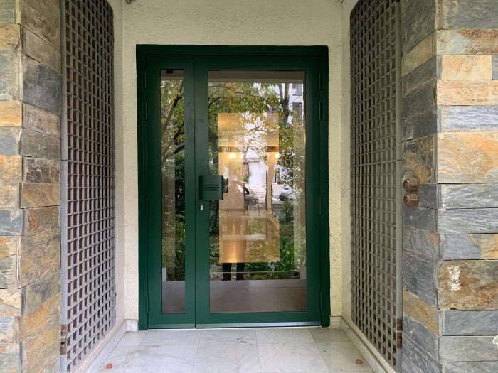 hall-entree-aluminium-couleur-vert2